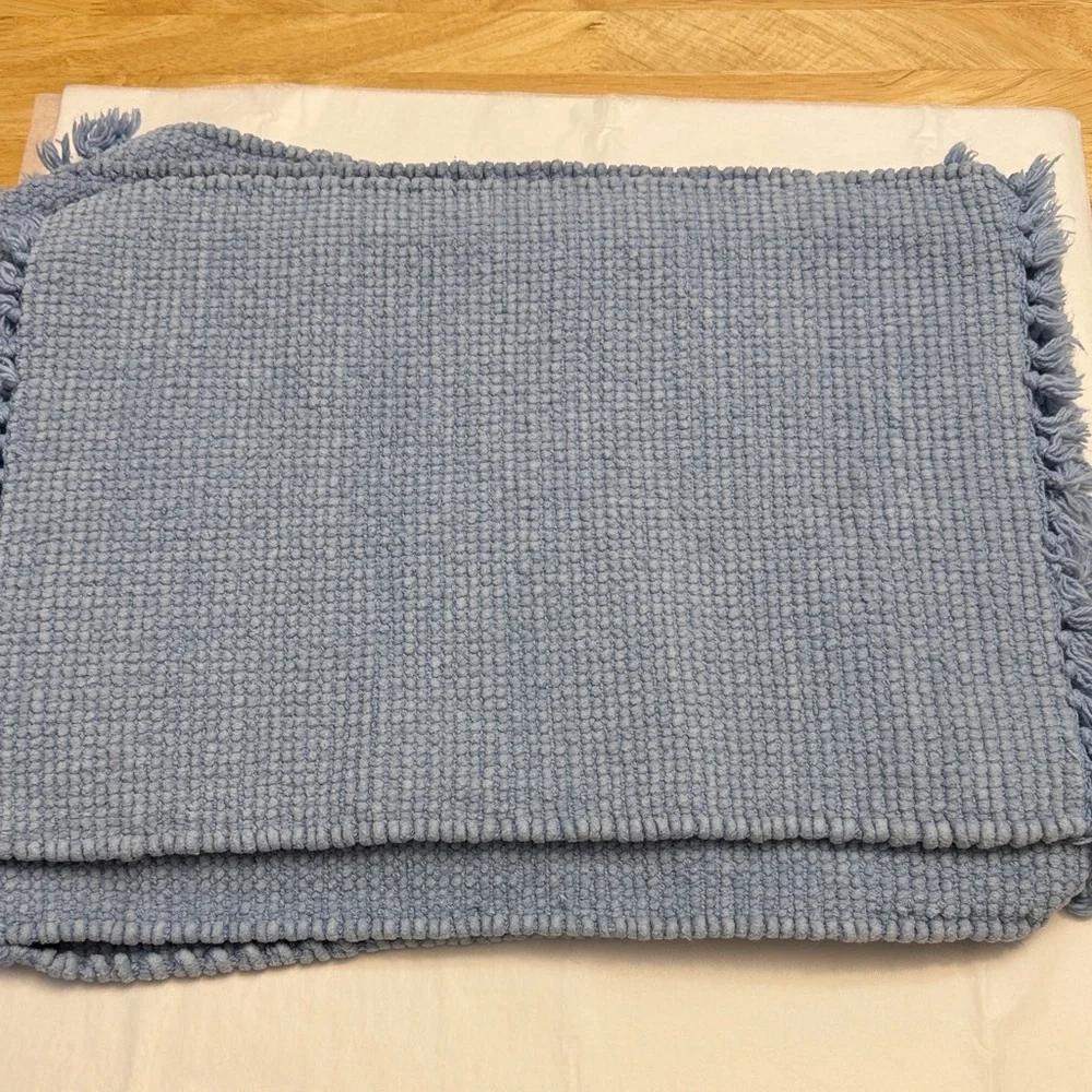 Set of 8 Blue Woven placemats , heavyweight reversible fabric, excellent